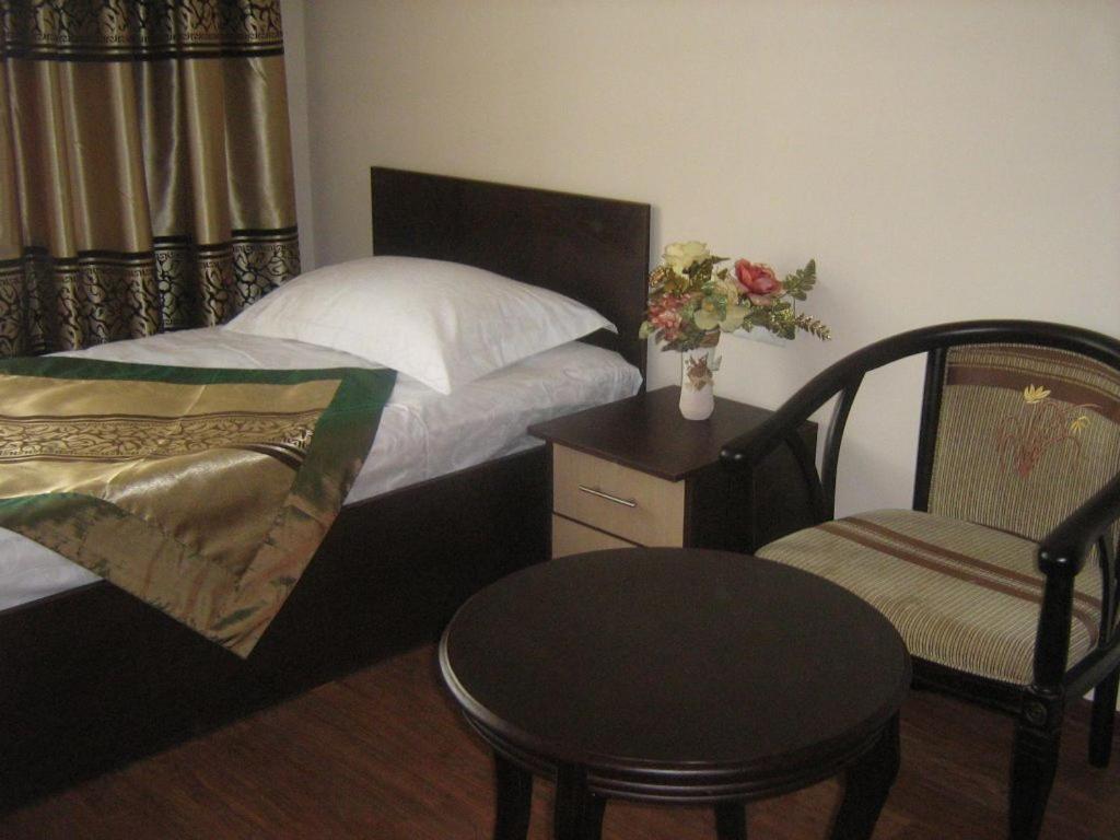 Kausar Hotel Almatý Habitación foto