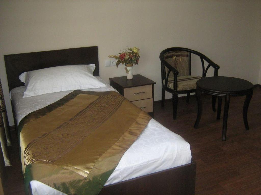 Kausar Hotel Almatý Habitación foto